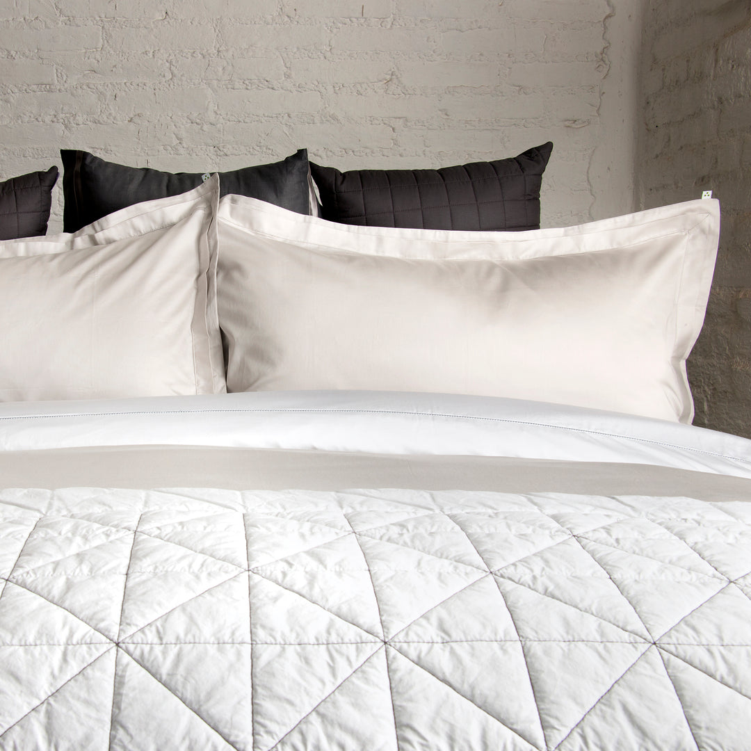Coverlet Stone