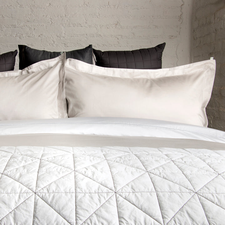 Coverlet Stone
